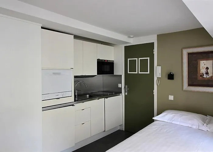 S02434 - Montorgueil Studio